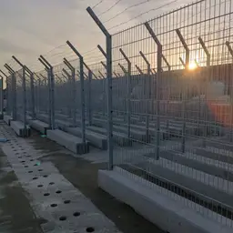 263e05f8-d075-4e48-bf2d-8c7a58f392ee.jpg