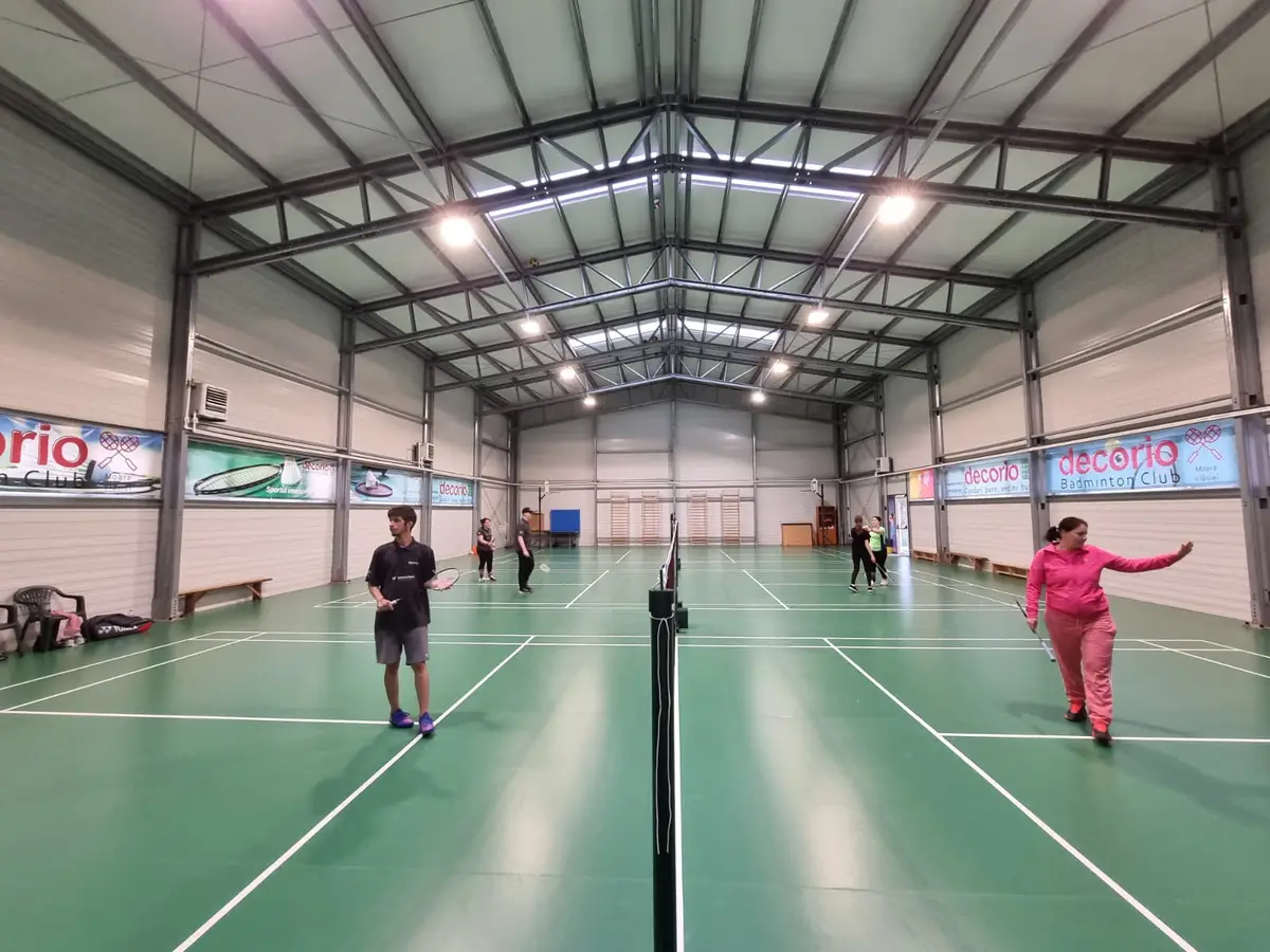 Sala Badminton Decorio