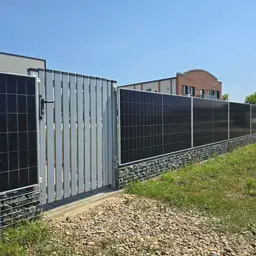 Gard din panouri fotovoltaice