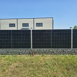 Gard din panouri fotovoltaice