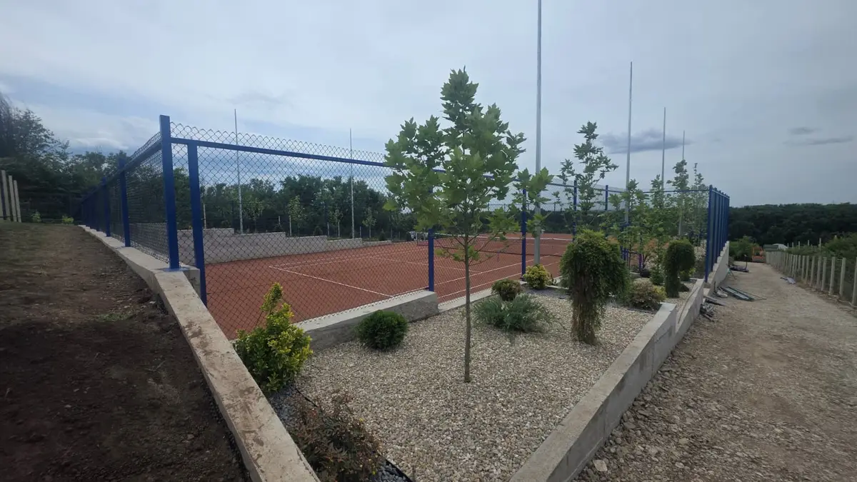Gard Teren Tenis cu Plasa Impletita