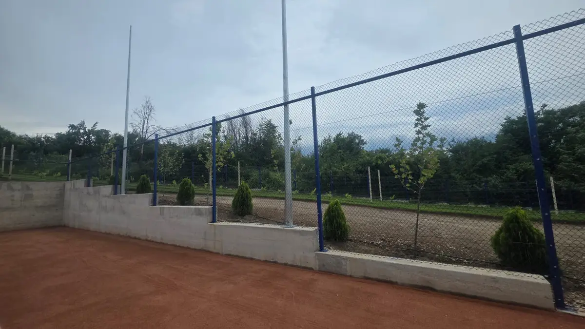 Gard Teren Tenis cu Plasa Impletita