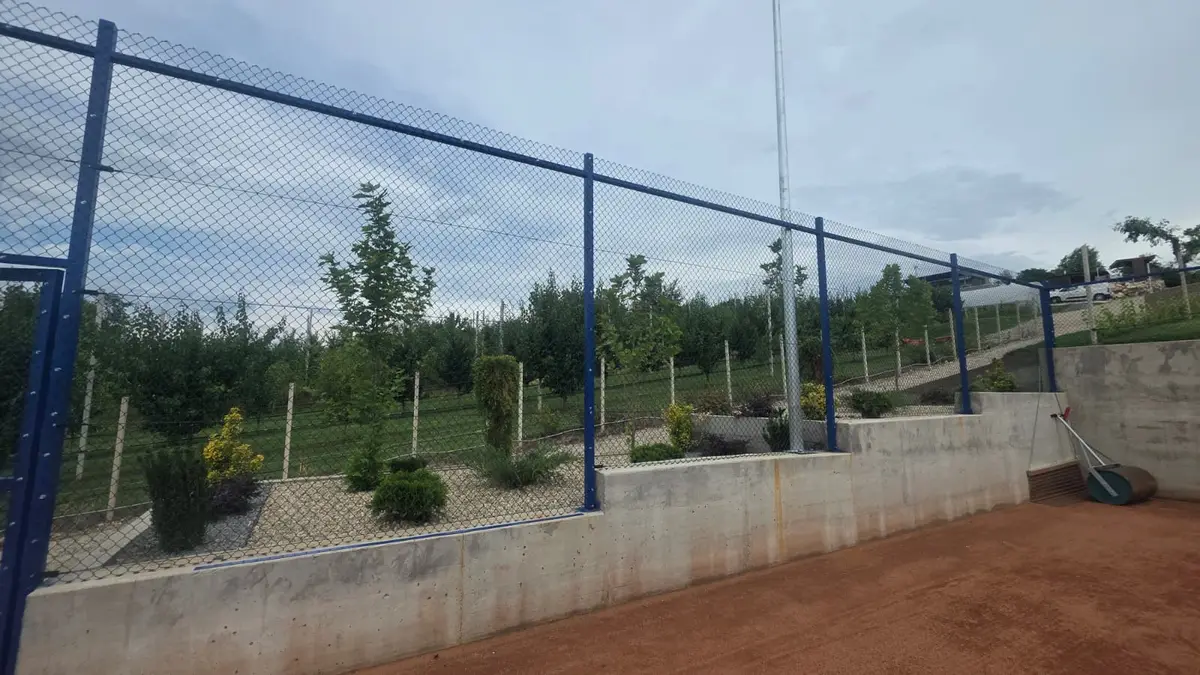 Gard Teren Tenis cu Plasa Impletita