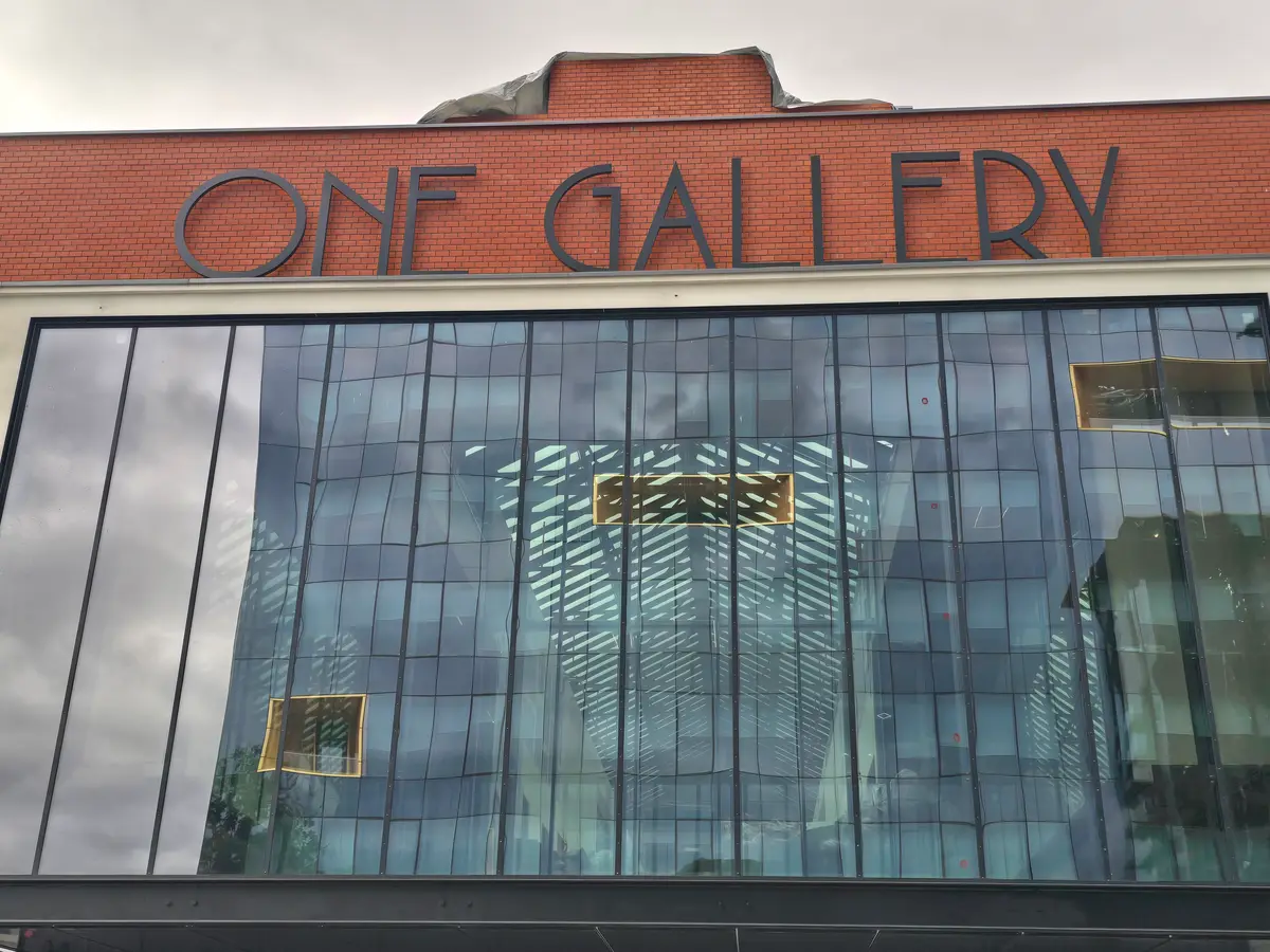 Gard mobil de santier la one gallery hala ford floreasca