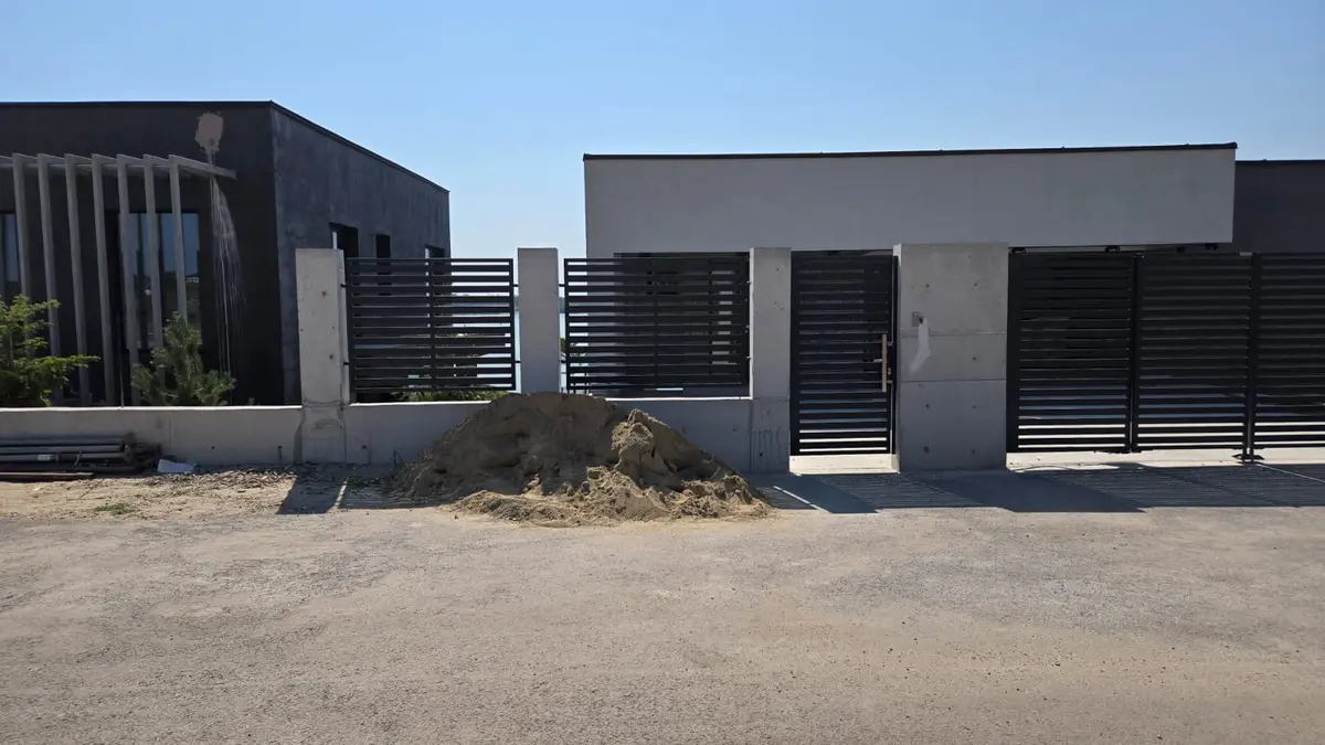 Gard modern pantelimon