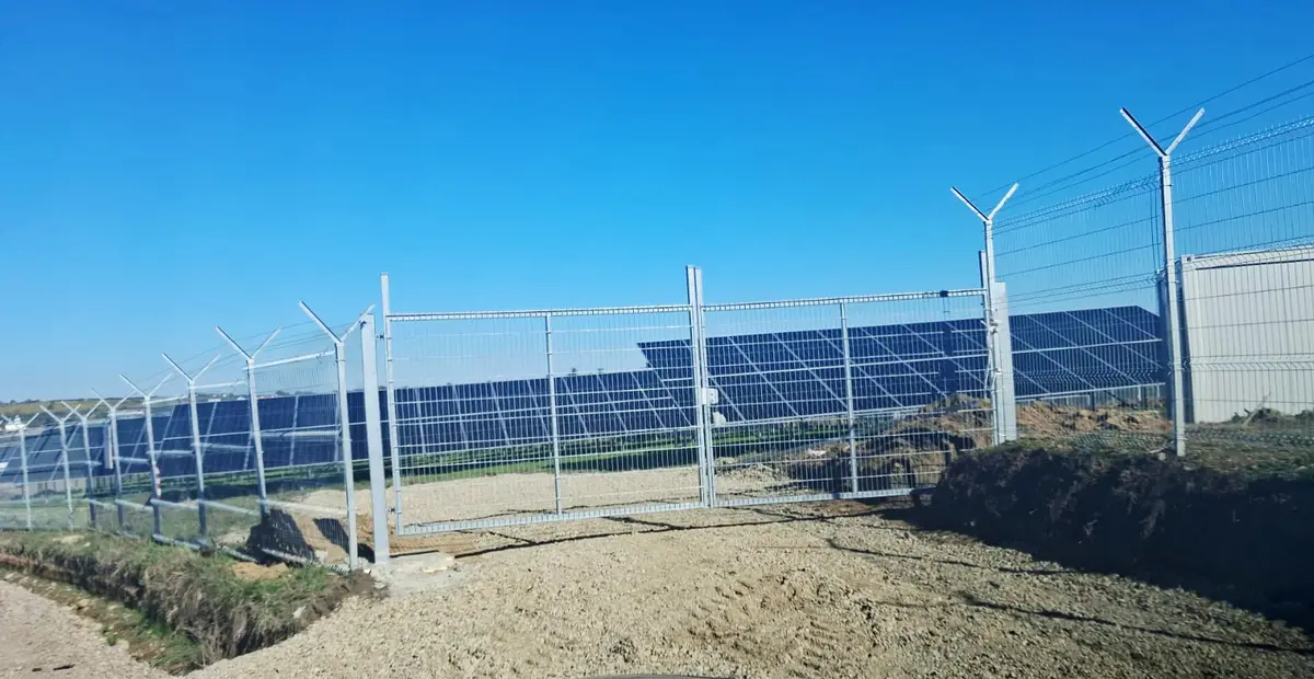 Gard bordurat zincat parc fotovoltaic waldevar
