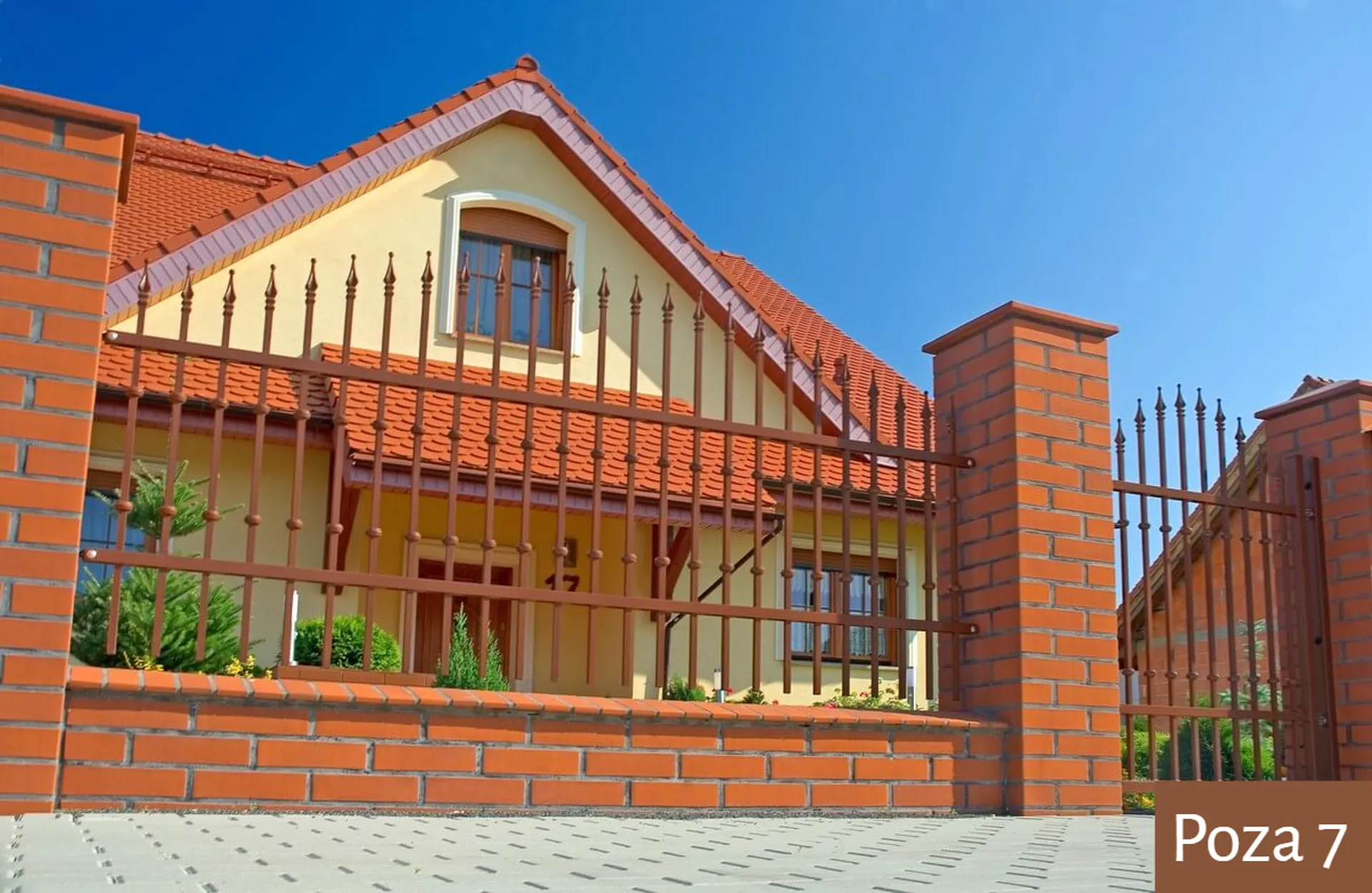 Iti construiesti o casa si ai nevoie de inspiratie la gard? Gardul vechi a ruginit si vrei unul nou? Sau doar vrei sa intelegi mai bine gamele noastre de garduri rezidentiale?